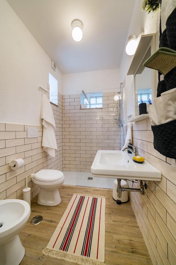 ساباوديا White Rooms المظهر الخارجي الصورة
