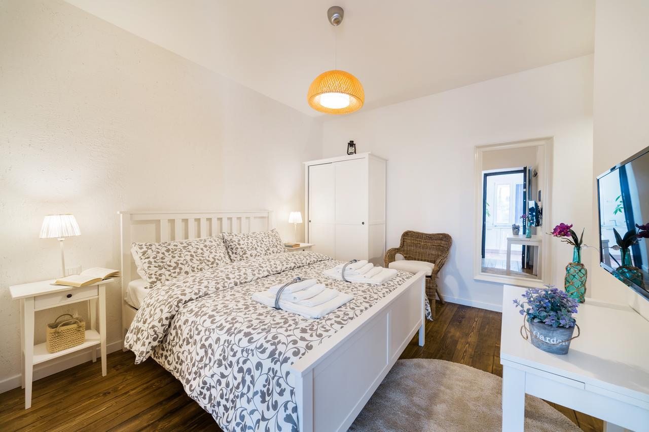 ساباوديا White Rooms المظهر الخارجي الصورة